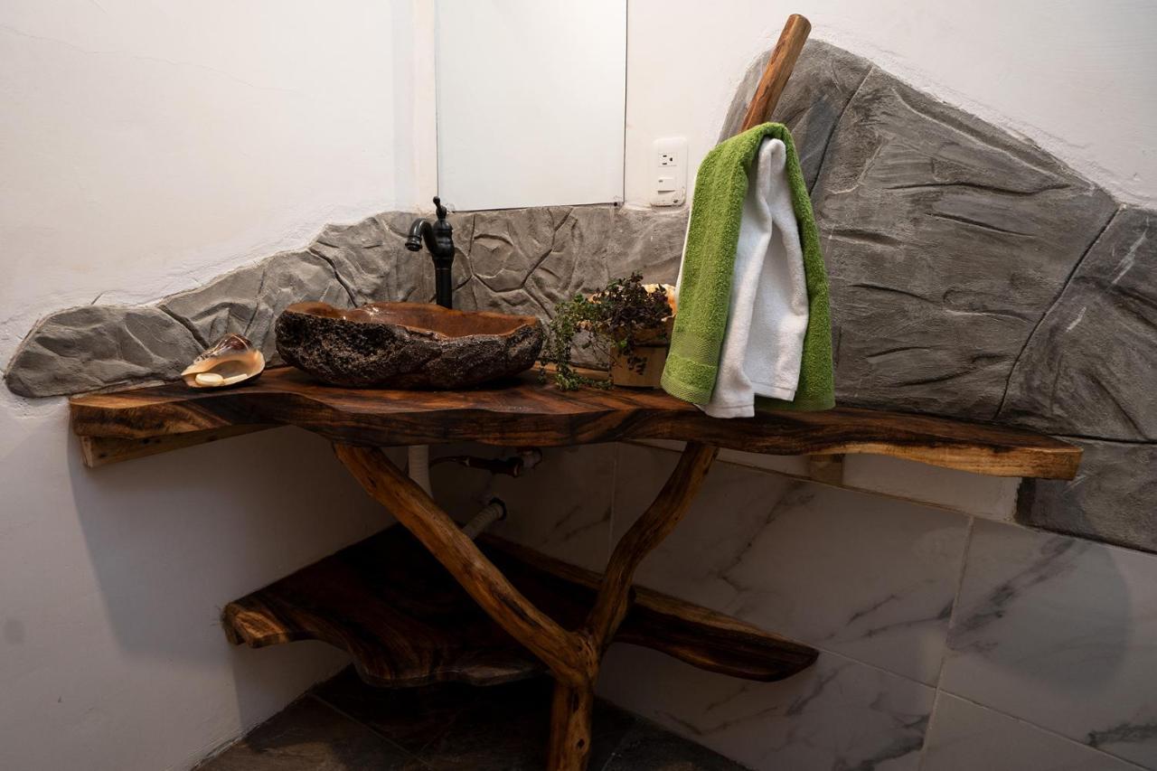 Hostal Olmito Canoa Luaran gambar