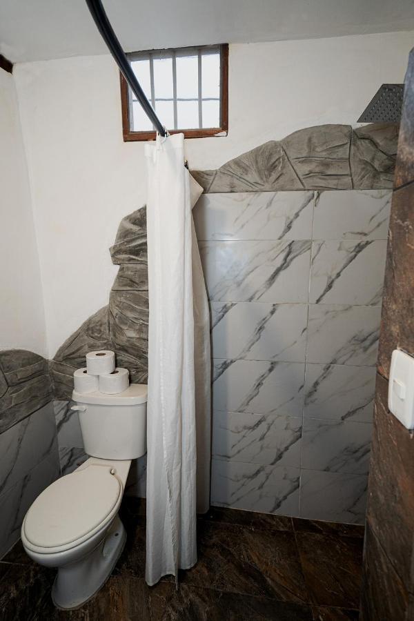 Hostal Olmito Canoa Luaran gambar