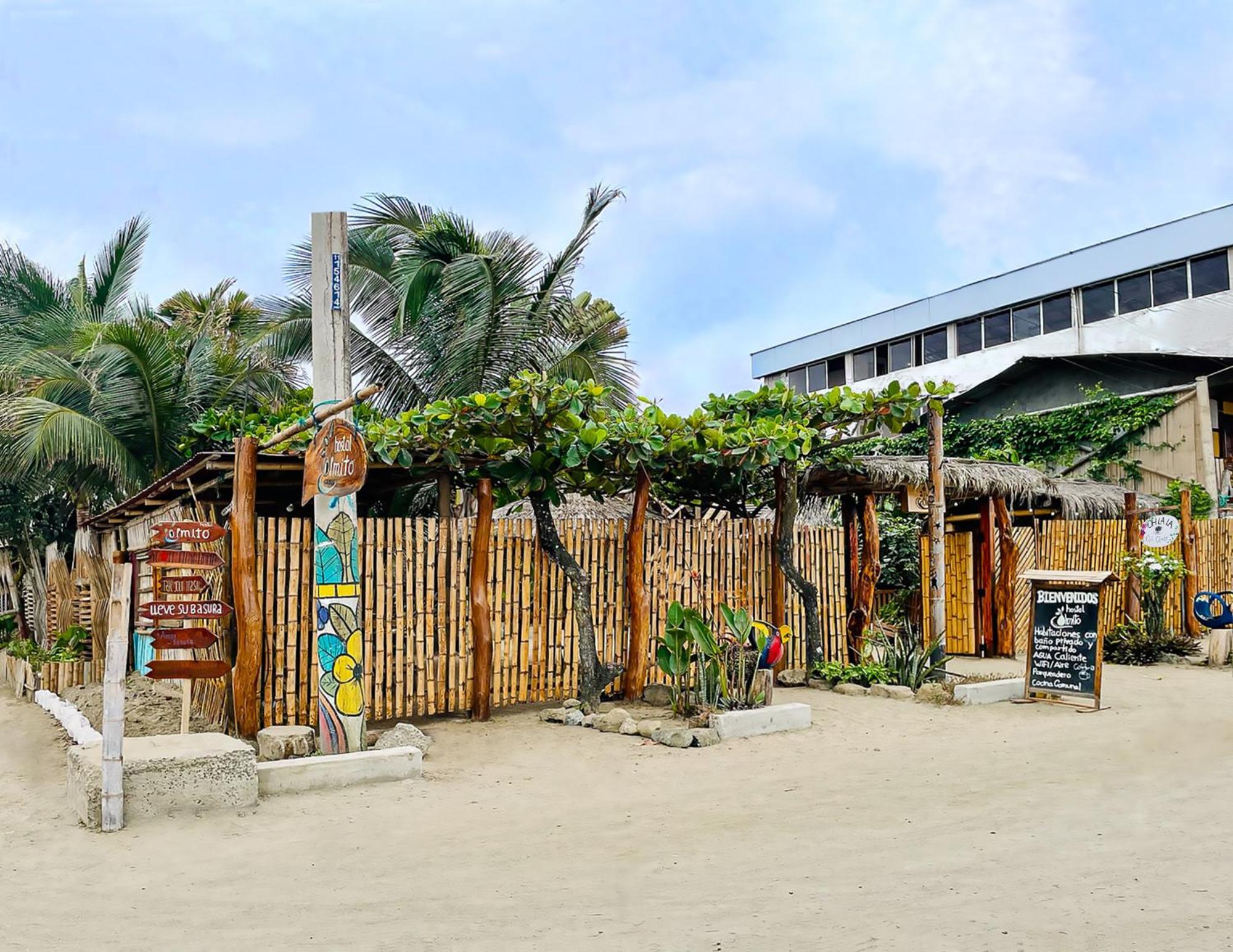 Hostal Olmito Canoa Luaran gambar