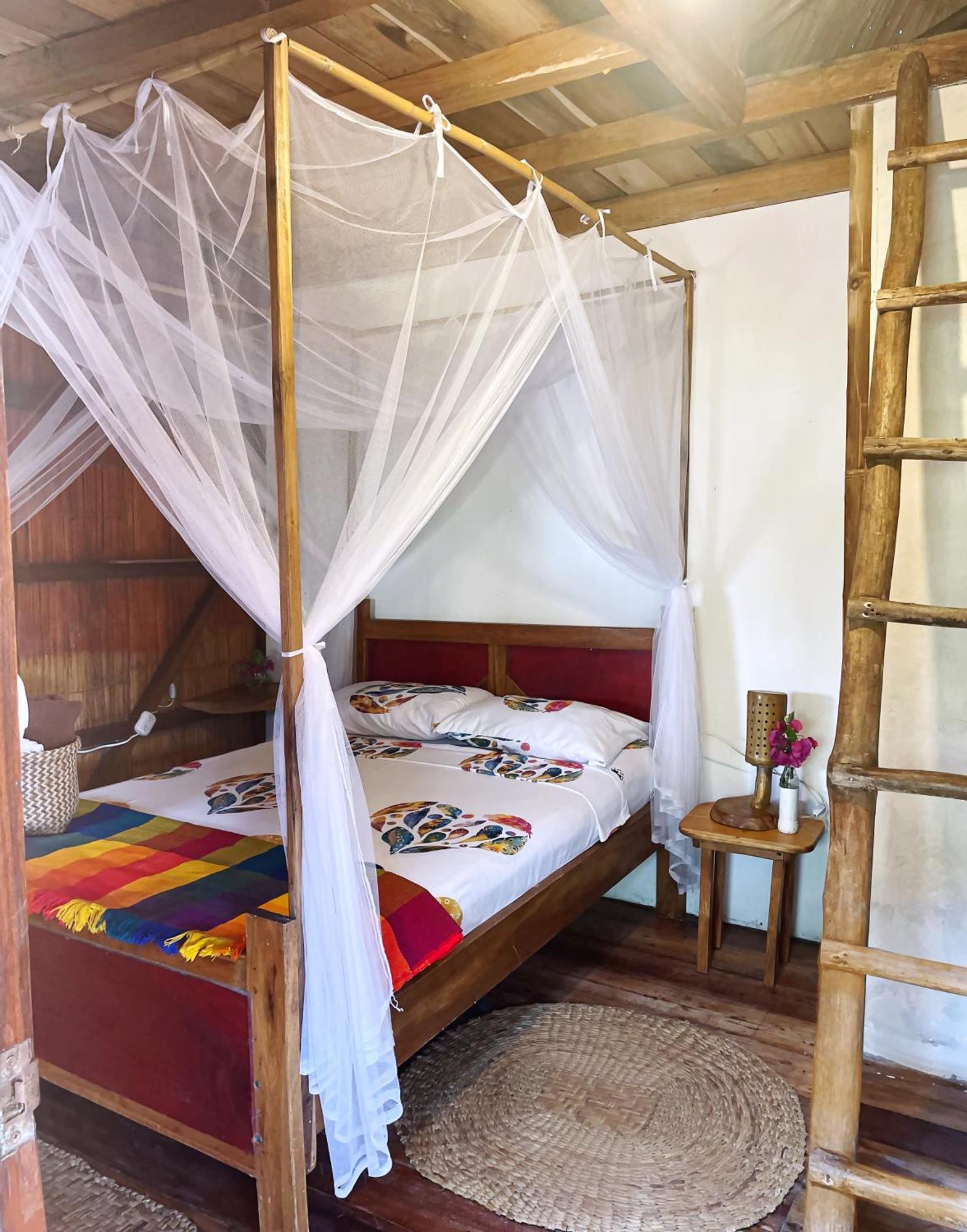 Hostal Olmito Canoa Luaran gambar