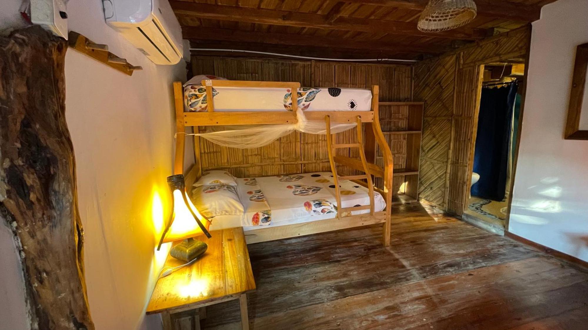 Hostal Olmito Canoa Luaran gambar